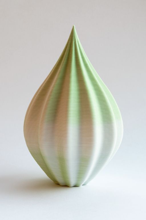 Cone, green/white porcelain
